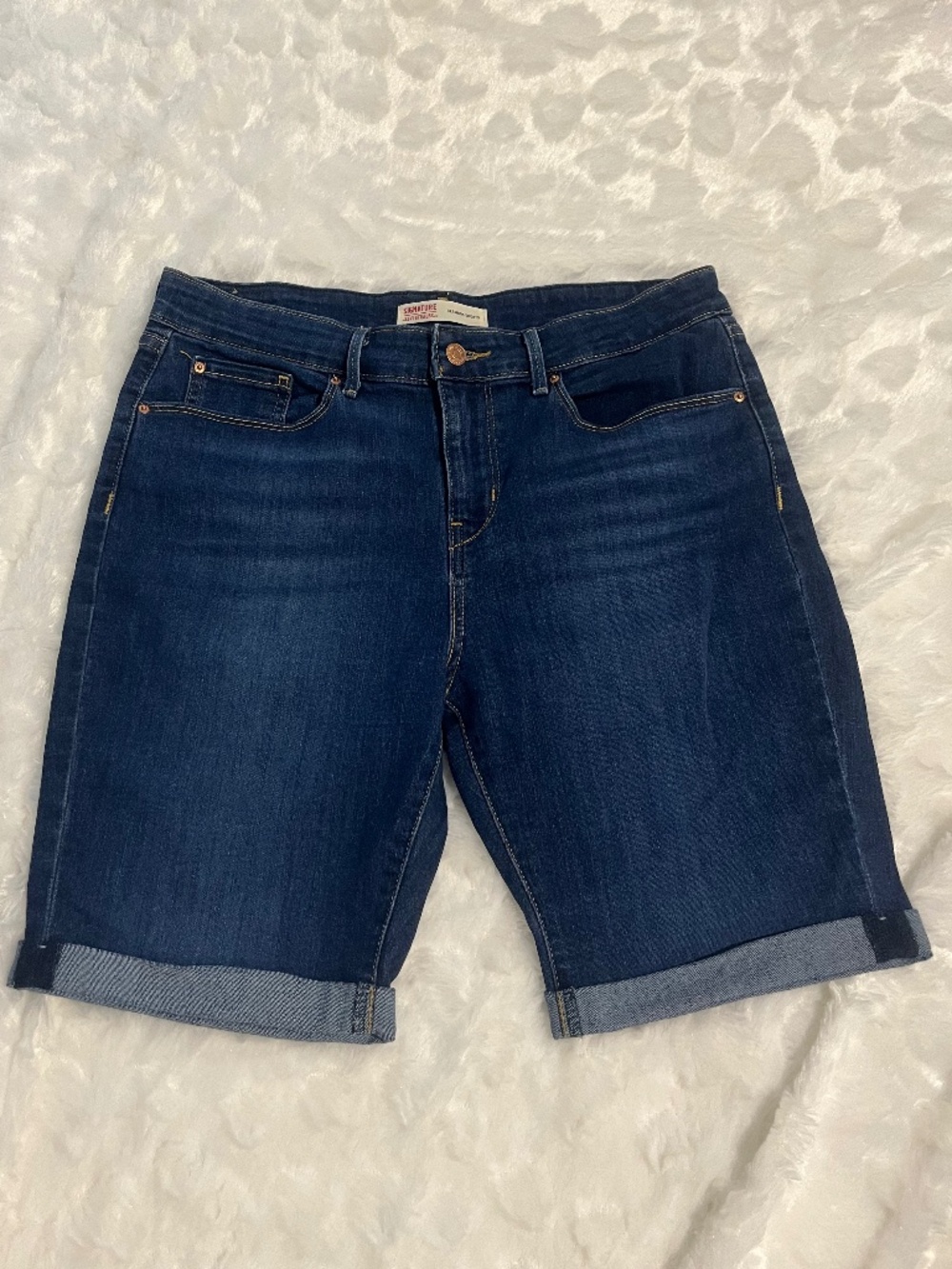 Levi’s Strauss Signature Bermuda Shorts Size 12